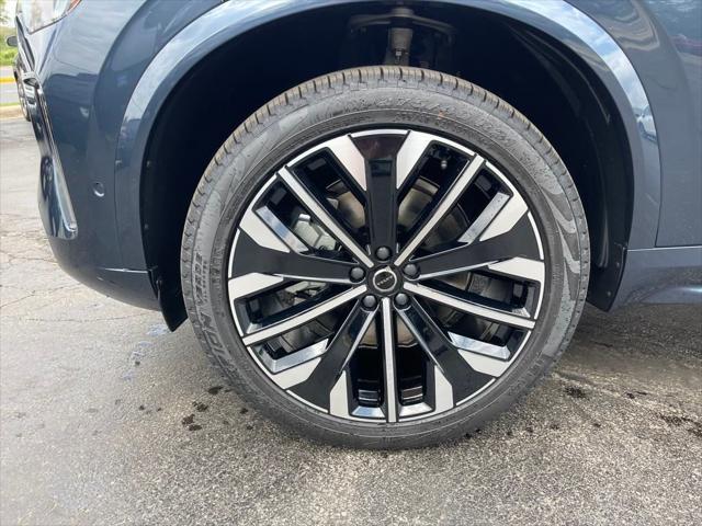Photo of 2025 Denim Blue Volvo XC90