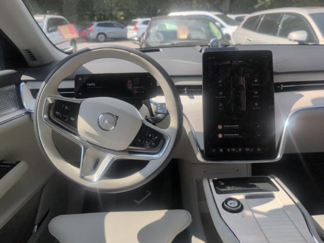 Photo of 2025 Mulberry Metallic Volvo EX90