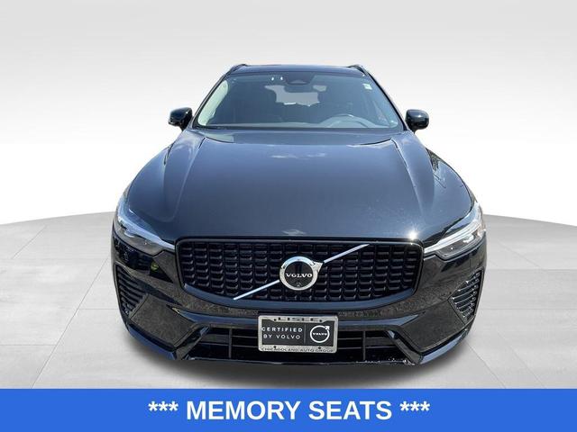 Photo of 2024 Onyx Black Metallic Volvo XC60