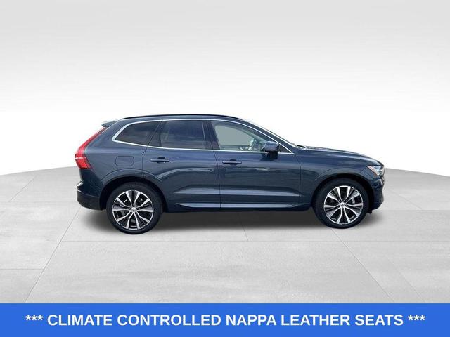 Photo of 2022 Denim Blue Metallic Volvo XC60