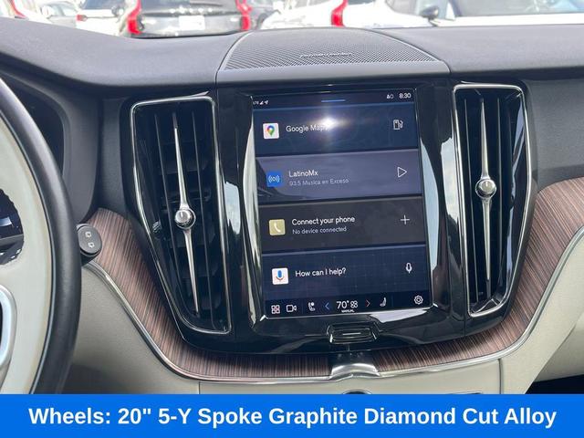 Photo of 2022 Denim Blue Metallic Volvo XC60
