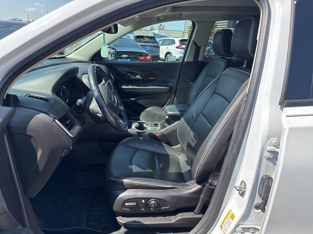 Photo of 2018 Summit White GMC Terrain