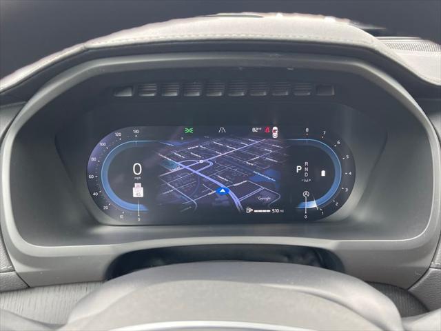 Photo of 2024 Onyx Black Metallic Volvo XC90