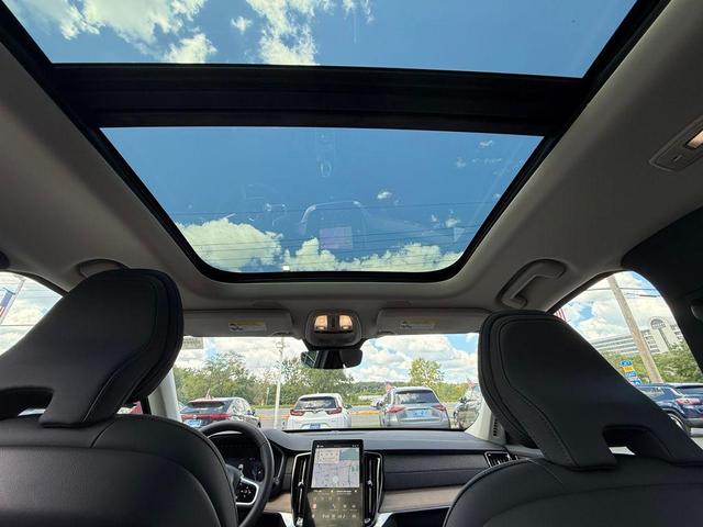 Photo of 2026 Grey Volvo XC90