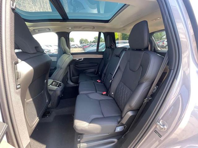 Photo of 2026 Aurora Silver Volvo XC90