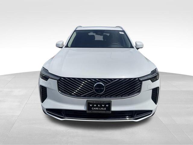 Photo of 2025 Crystal White Volvo XC90 Plug-In Hybrid