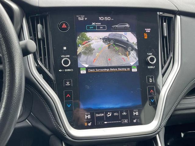 Photo of 2022 Ice Silver Metallic Subaru Outback