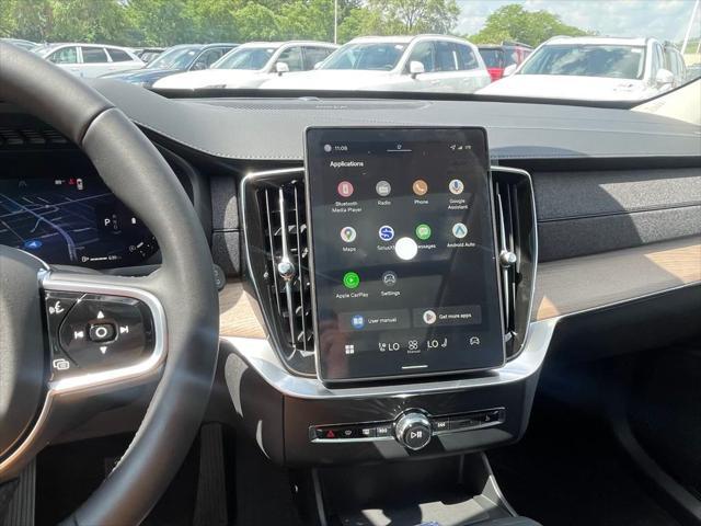 Photo of 2026 Onyx Black Metallic Volvo XC90