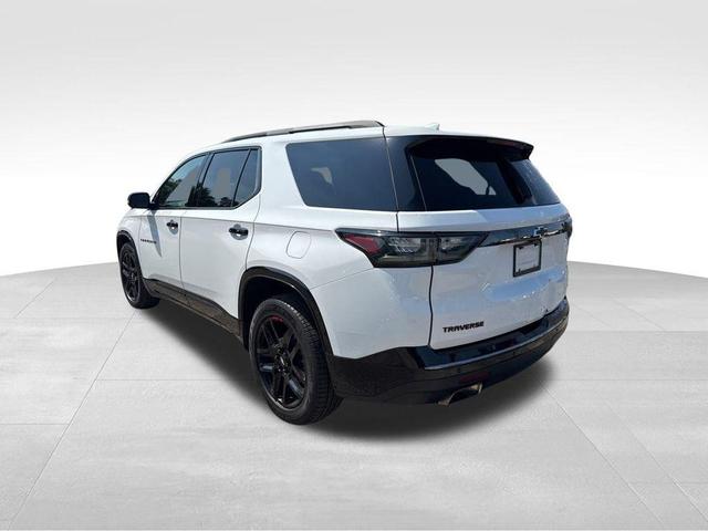 Photo of 2020 Summit White Chevrolet Traverse