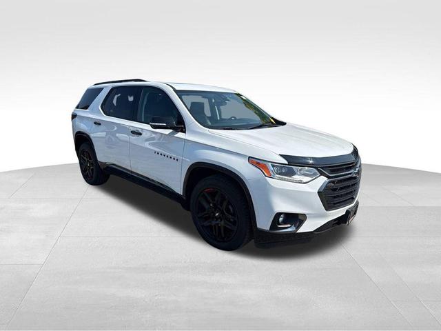 Photo of 2020 Summit White Chevrolet Traverse