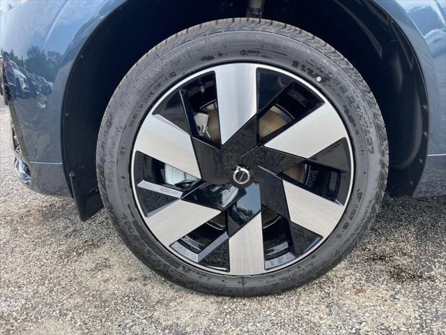 Photo of 2025 Denim Blue Volvo XC60 Plug-In Hybrid