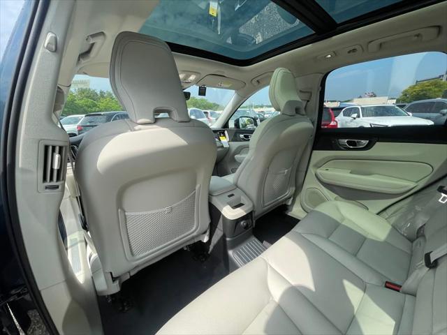 Photo of 2025 Denim Blue Volvo XC60 Plug-In Hybrid