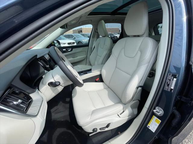 Photo of 2025 Denim Blue Volvo XC60 Plug-In Hybrid