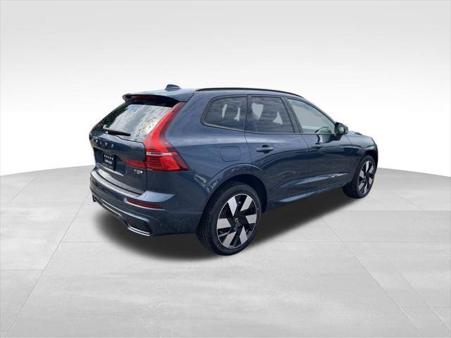 Photo of 2025 Denim Blue Volvo XC60 Plug-In Hybrid