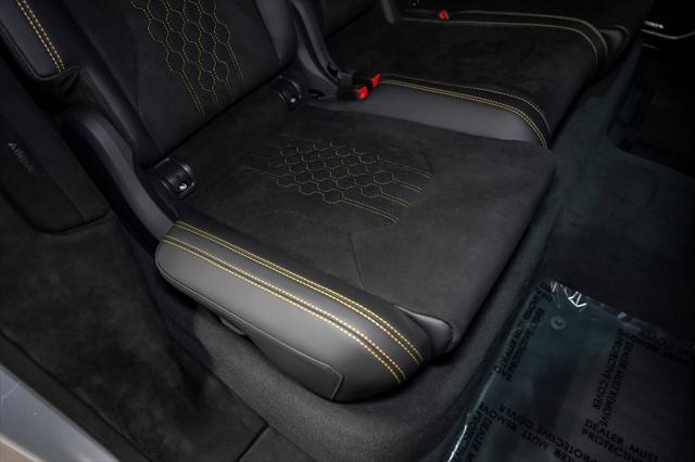 Photo of 2024 Grigio Nimbus Metallic Lamborghini Urus