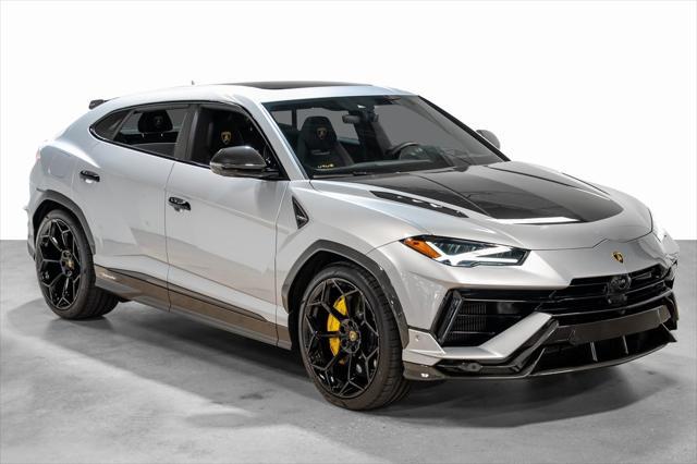 Photo of 2024 Grigio Nimbus Metallic Lamborghini Urus