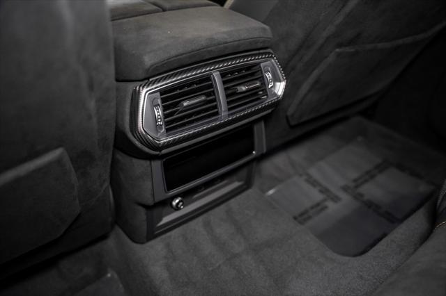 Photo of 2024 Grigio Nimbus Metallic Lamborghini Urus