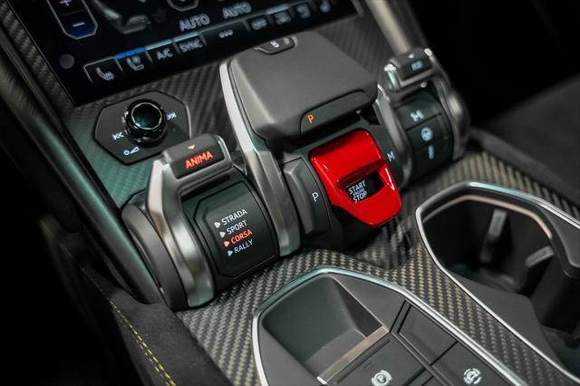 Photo of 2024 Grigio Nimbus Metallic Lamborghini Urus