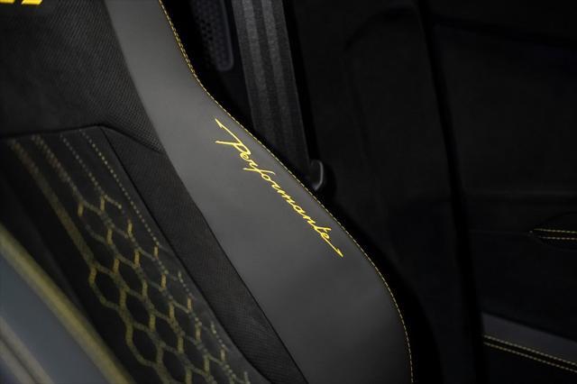Photo of 2024 Grigio Nimbus Metallic Lamborghini Urus