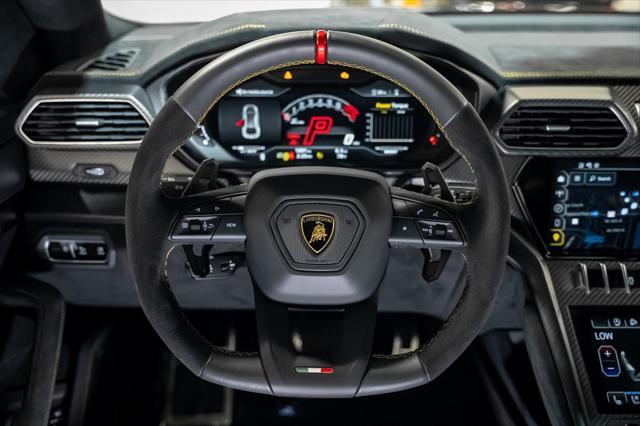 Photo of 2024 Grigio Nimbus Metallic Lamborghini Urus