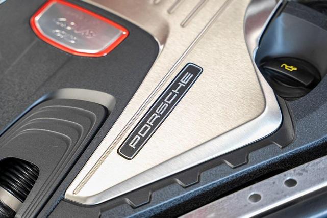 Photo of 2020 Carmine Red Porsche Panamera