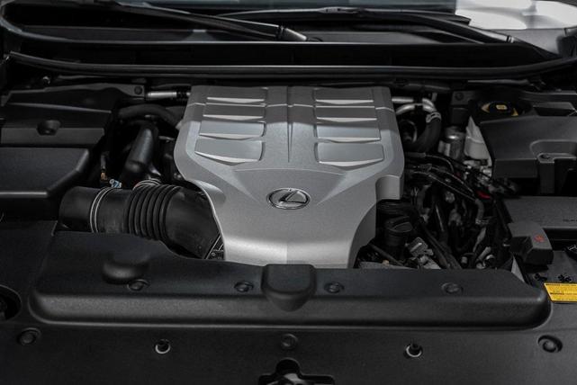 Photo of 2022 Starfire Pearl Lexus GX 460