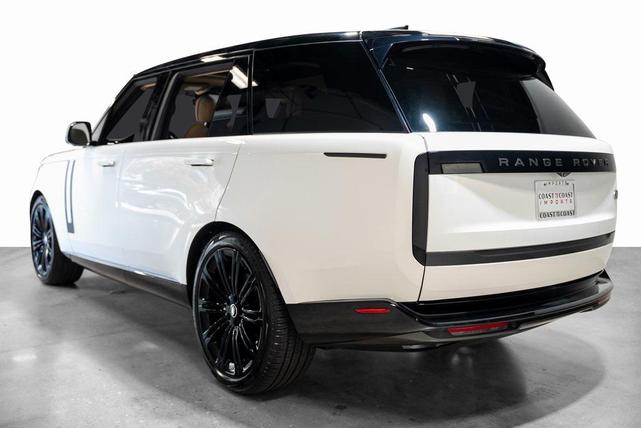Photo of 2023 Ostuni Pearl White Land Rover Range Rover