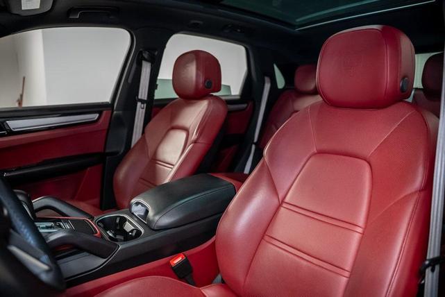 Photo of 2022 Chalk Porsche Cayenne