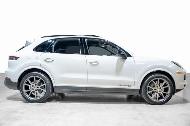 Photo of 2022 Chalk Porsche Cayenne