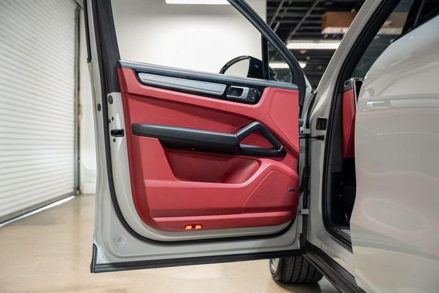 Photo of 2022 Chalk Porsche Cayenne