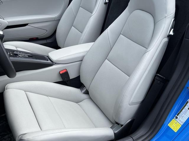 Photo of 2025 Shark Blue Porsche 718 Boxster
