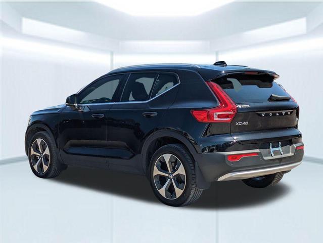 Photo of 2023 Black Volvo XC40
