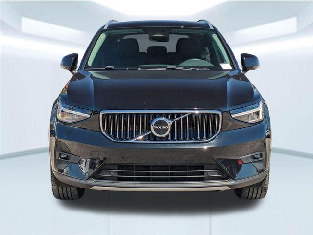 Photo of 2023 Black Volvo XC40