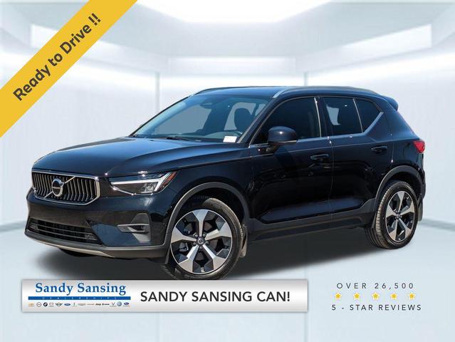 Photo of 2023 Black Volvo XC40