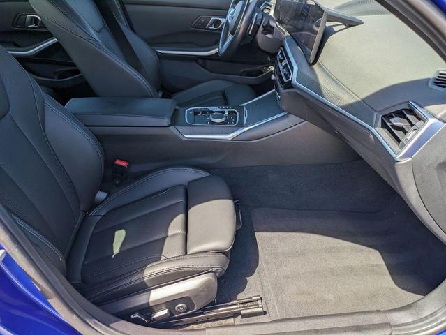 Photo of 2024 Blue BMW 330e