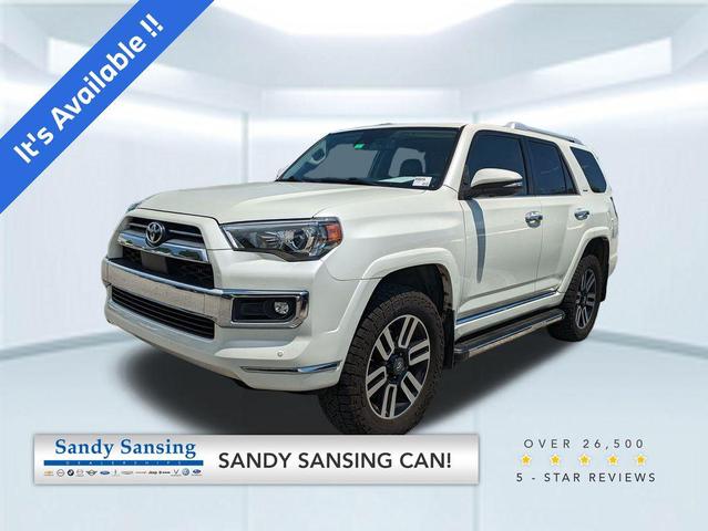 Photo of 2021 White Toyota 4Runner