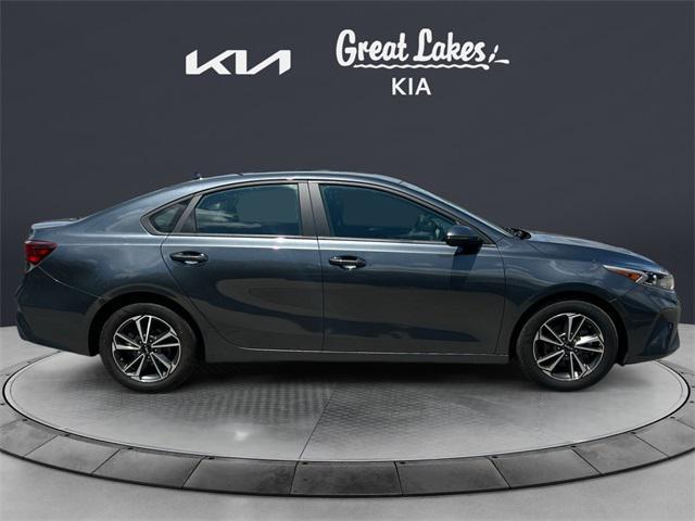 Photo of 2022 Gravity Gray Kia Forte