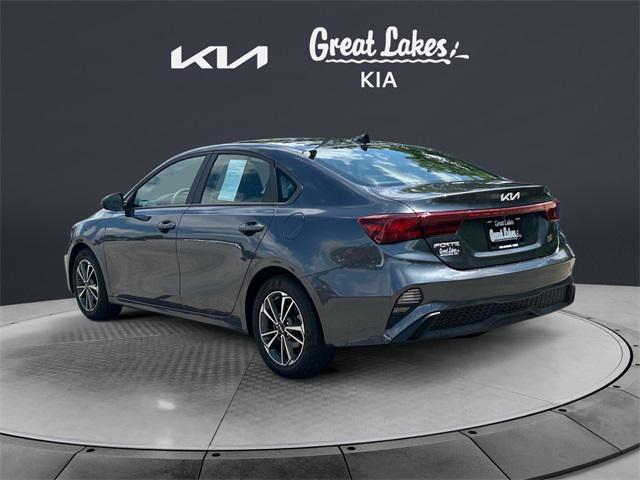 Photo of 2022 Gravity Gray Kia Forte