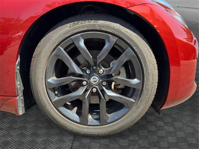 Photo of 2015 Magma Red Metallic Nissan 370Z