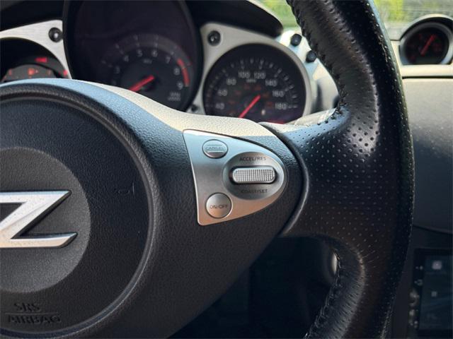 Photo of 2015 Magma Red Metallic Nissan 370Z