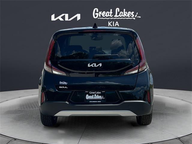 Photo of 2025 Fusion Black Kia Soul