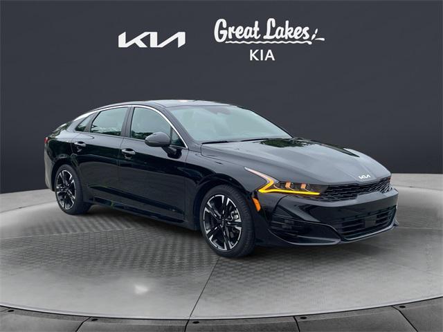 Photo of 2023 Ebony Black Kia K5