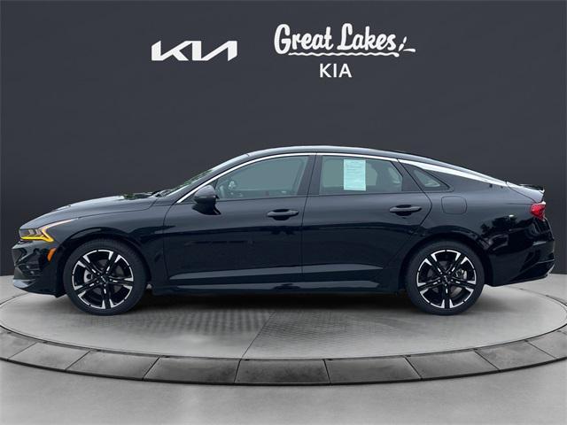 Photo of 2023 Ebony Black Kia K5