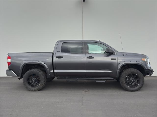 Photo of 2019 Magnetic Gray Metallic Toyota Tundra