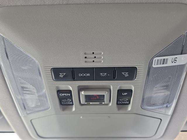 Photo of 2022 Ruby Flare Pearl Toyota RAV4 Hybrid