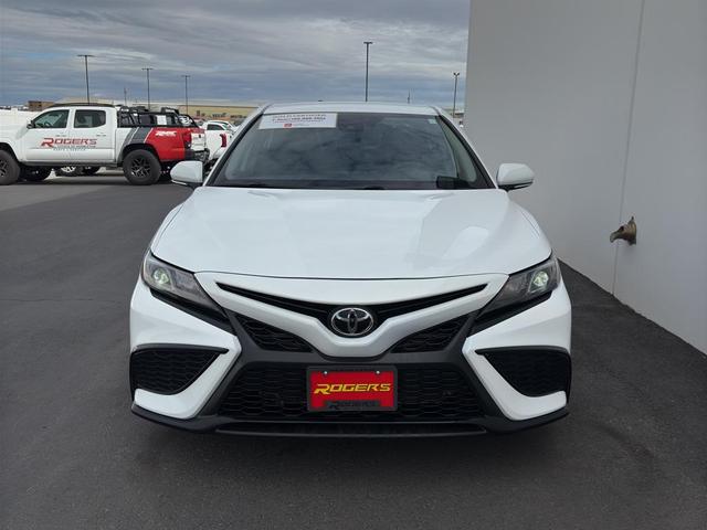 Photo of 2023 Ice Cap Toyota Camry