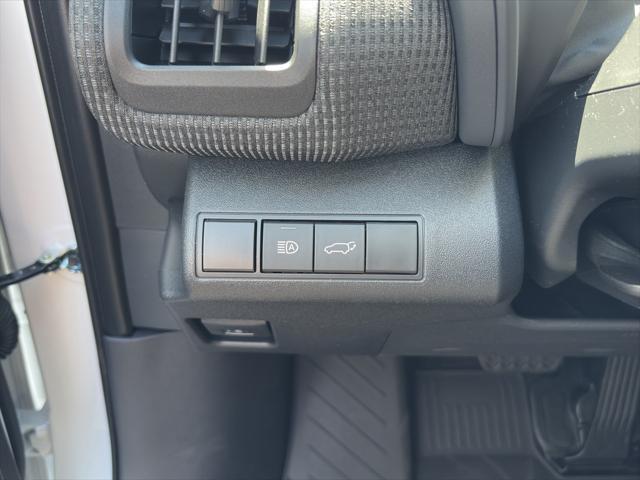Photo of 2025 Wind Chill Pearl Toyota bZ4X
