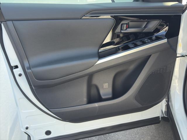 Photo of 2025 Wind Chill Pearl Toyota bZ4X