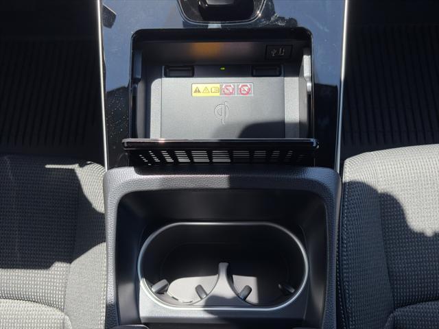 Photo of 2025 Wind Chill Pearl Toyota bZ4X