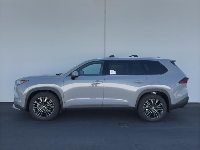Photo of 2025 Cement Toyota Grand Highlander Hybrid